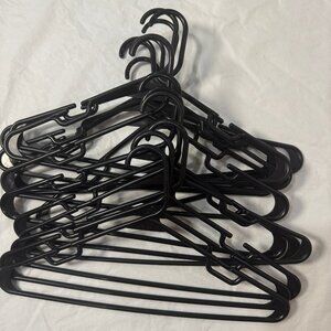 LOT of 26 Black Plastic Notched Tubular Hangers Lightweight Standard Size